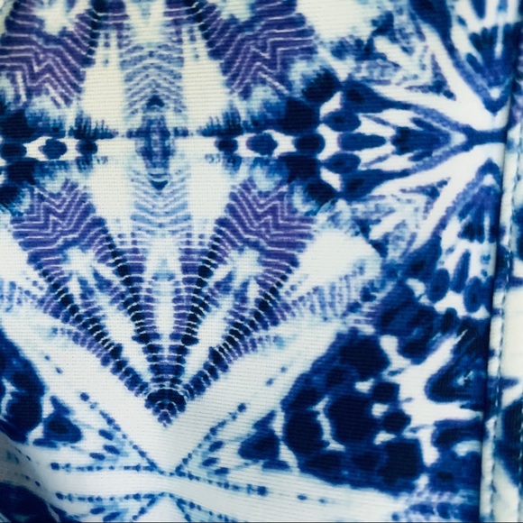 NWT Adore Me Blue Purple White Bikini Bottoms Sz XS - Picture 4 of 6